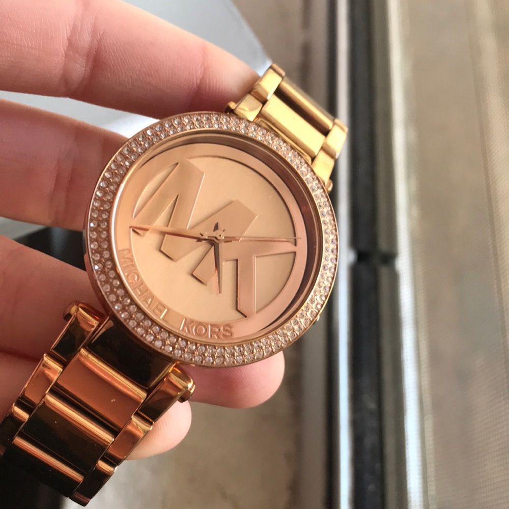 Michael Kors rose gold watch